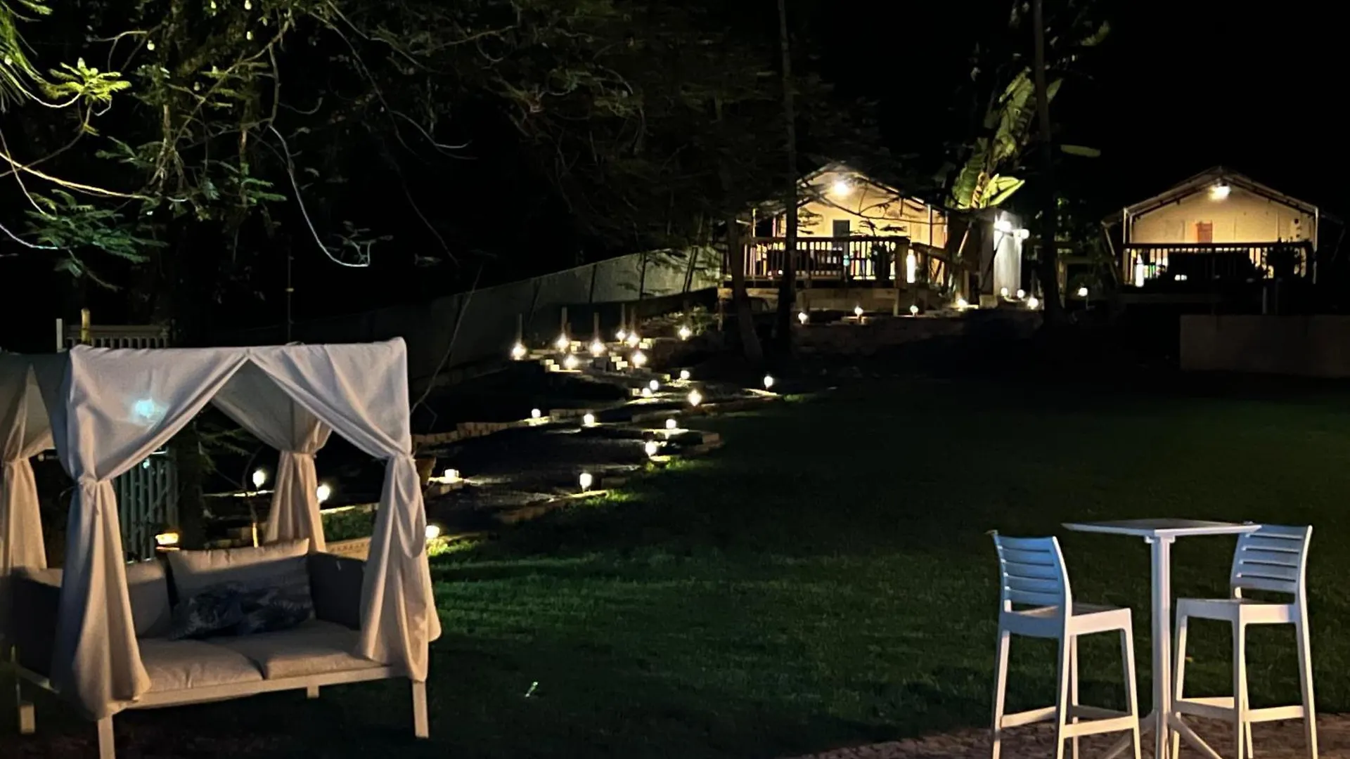 Lyxtält Jardin Al Bosque-Glamping Hotell San Juan